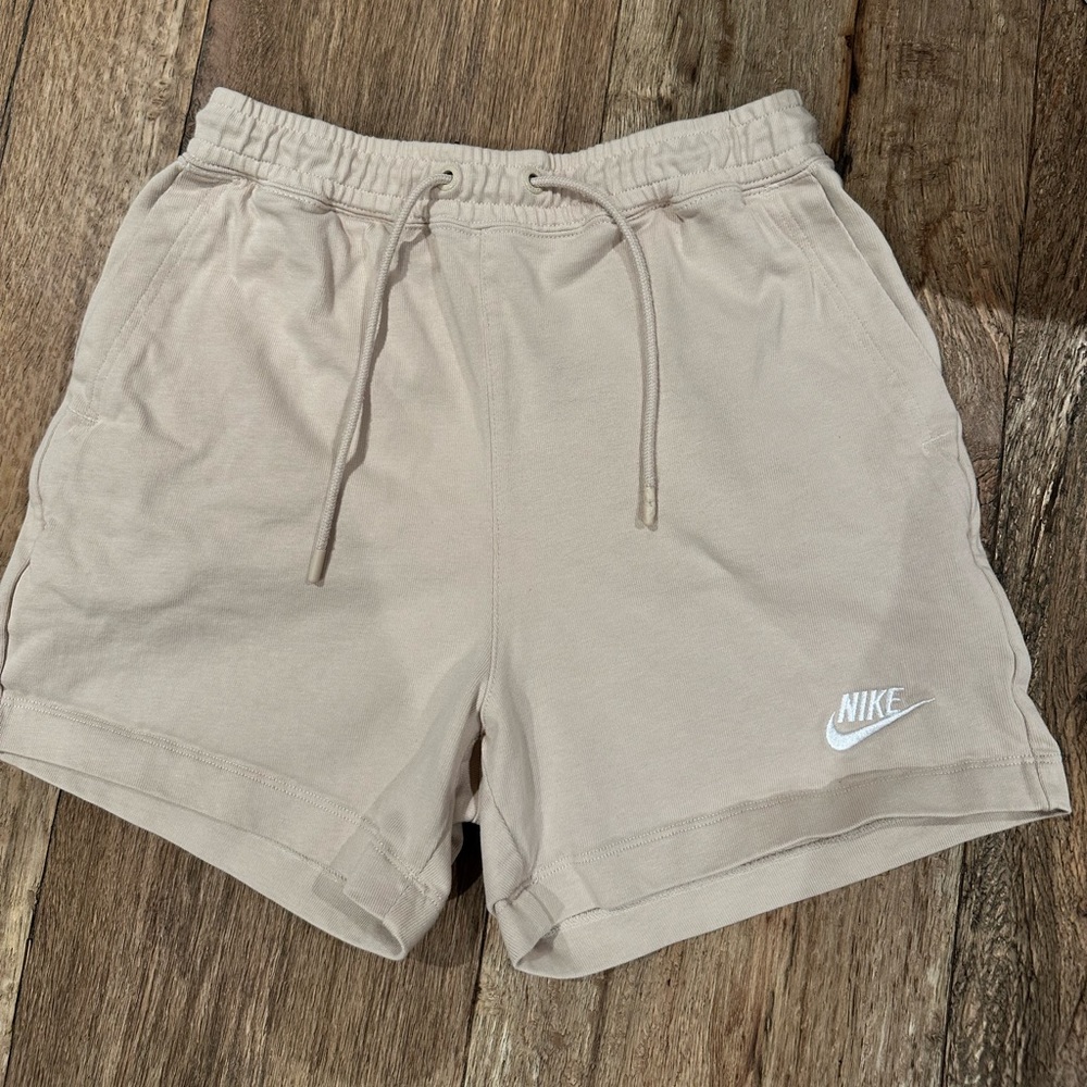 NIKE | Sweat Shorts